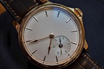 瑞士百达翡丽手表售后站在哪